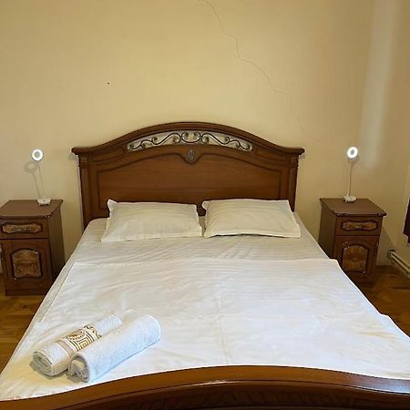 Guest House Saman Garni Exterior photo